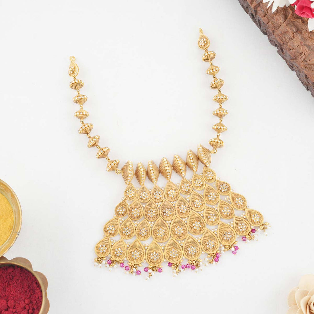 Shiviya Short Necklace