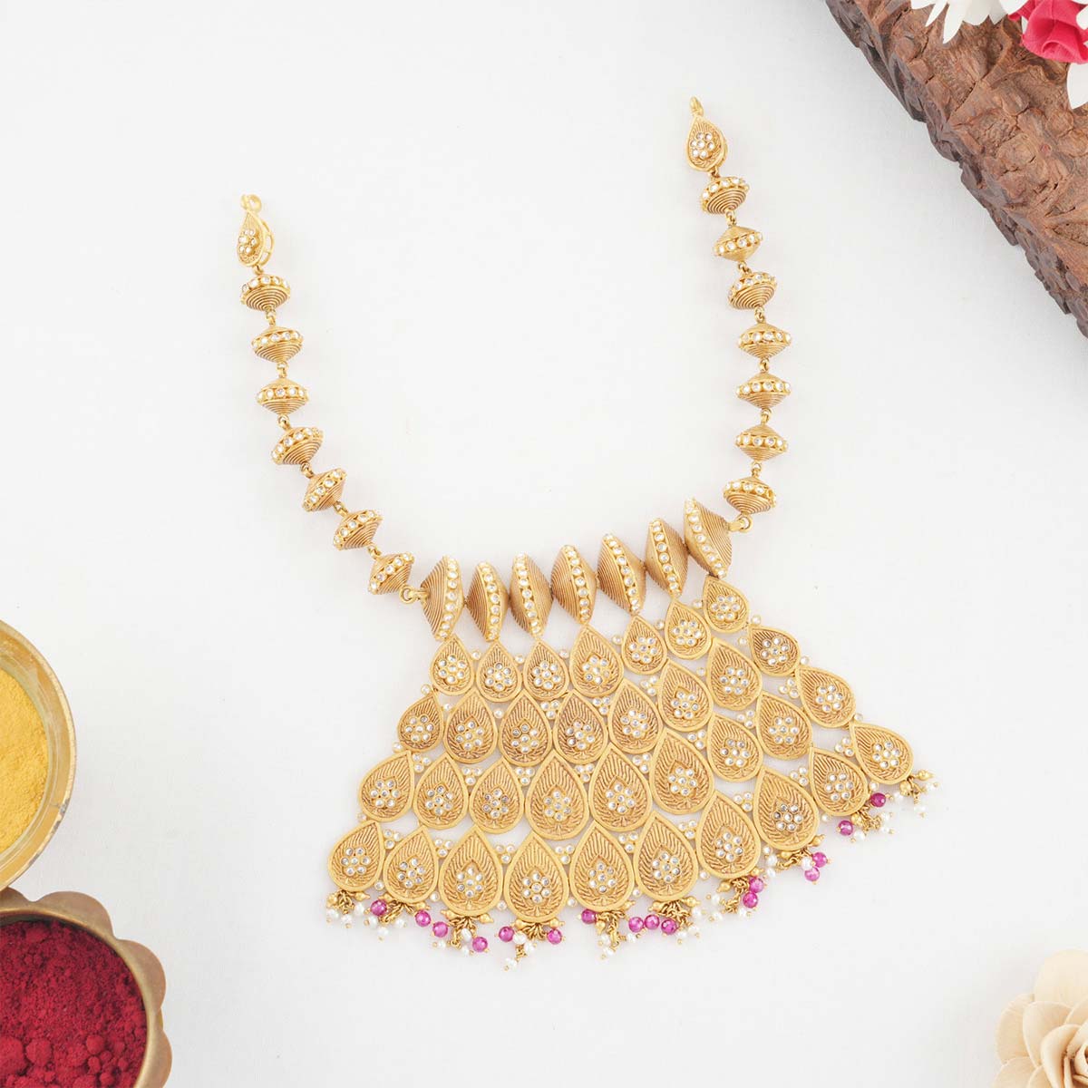 Shiviya Short Necklace