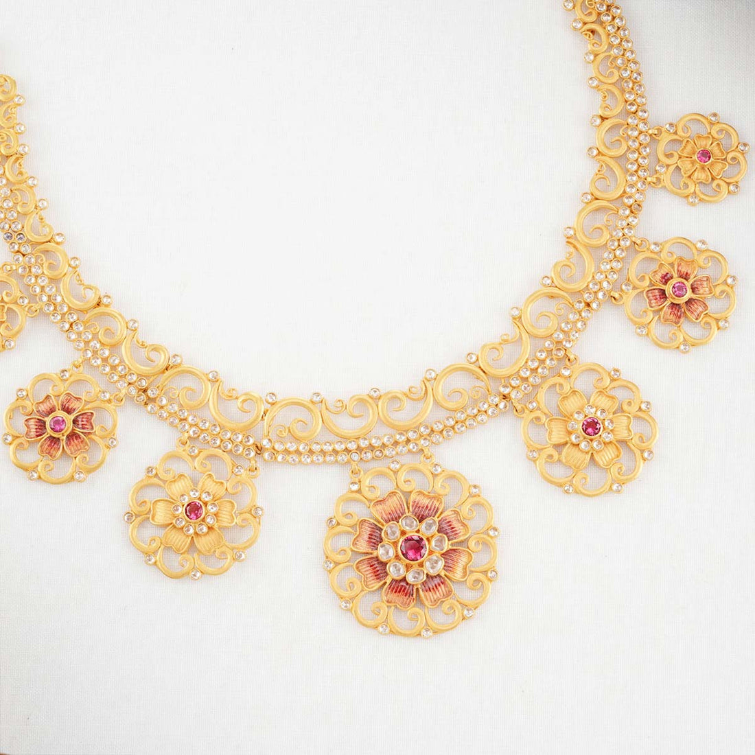 Nithra Short Necklace