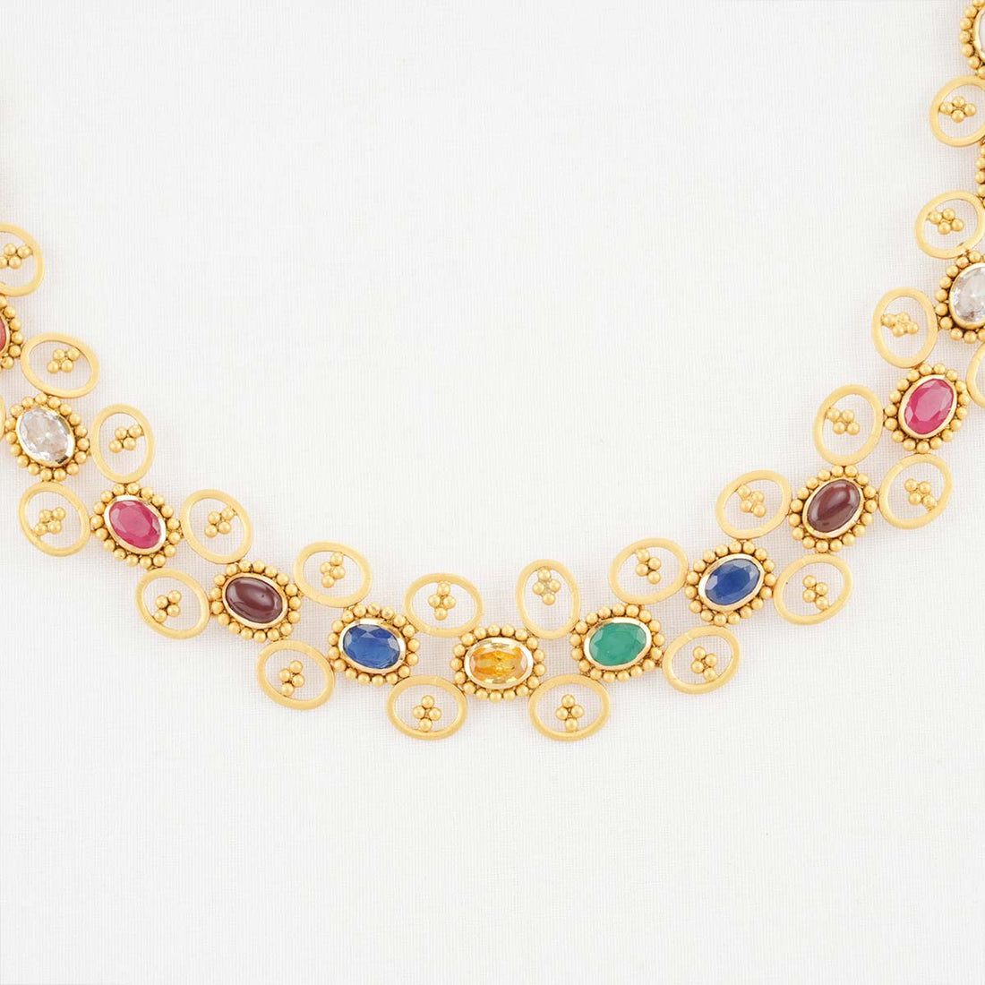 Pretty Short Necklace Set