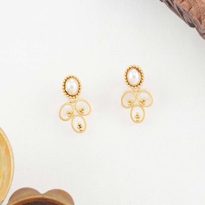Pretty Short Necklace Set