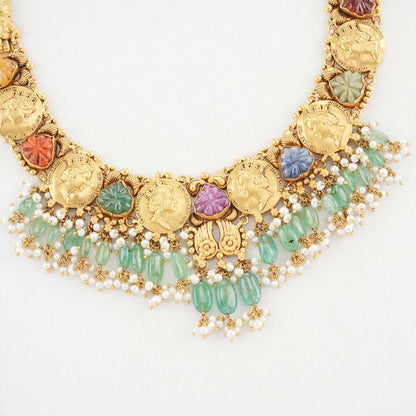 Gorgeous Short Necklace Set