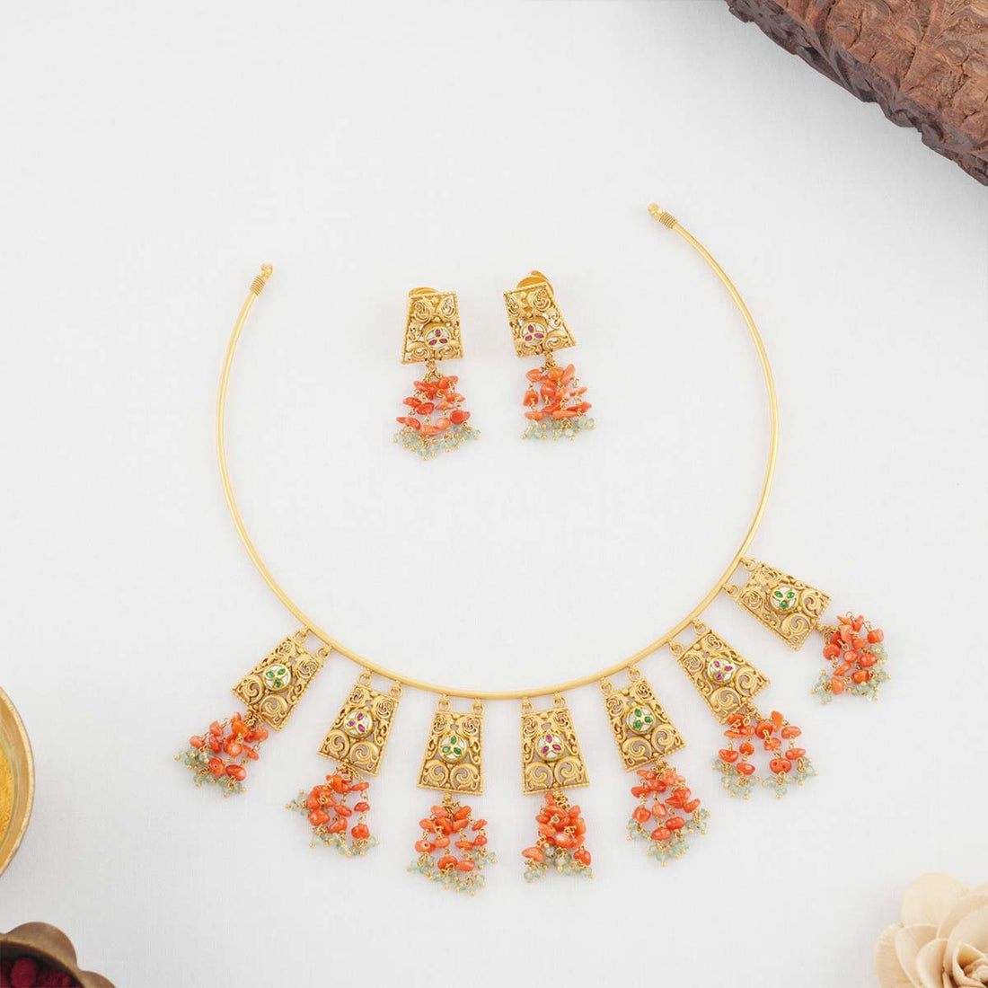 Sahana Short Necklace Set