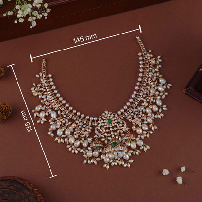 Petunia Guttapusalu Short Necklace