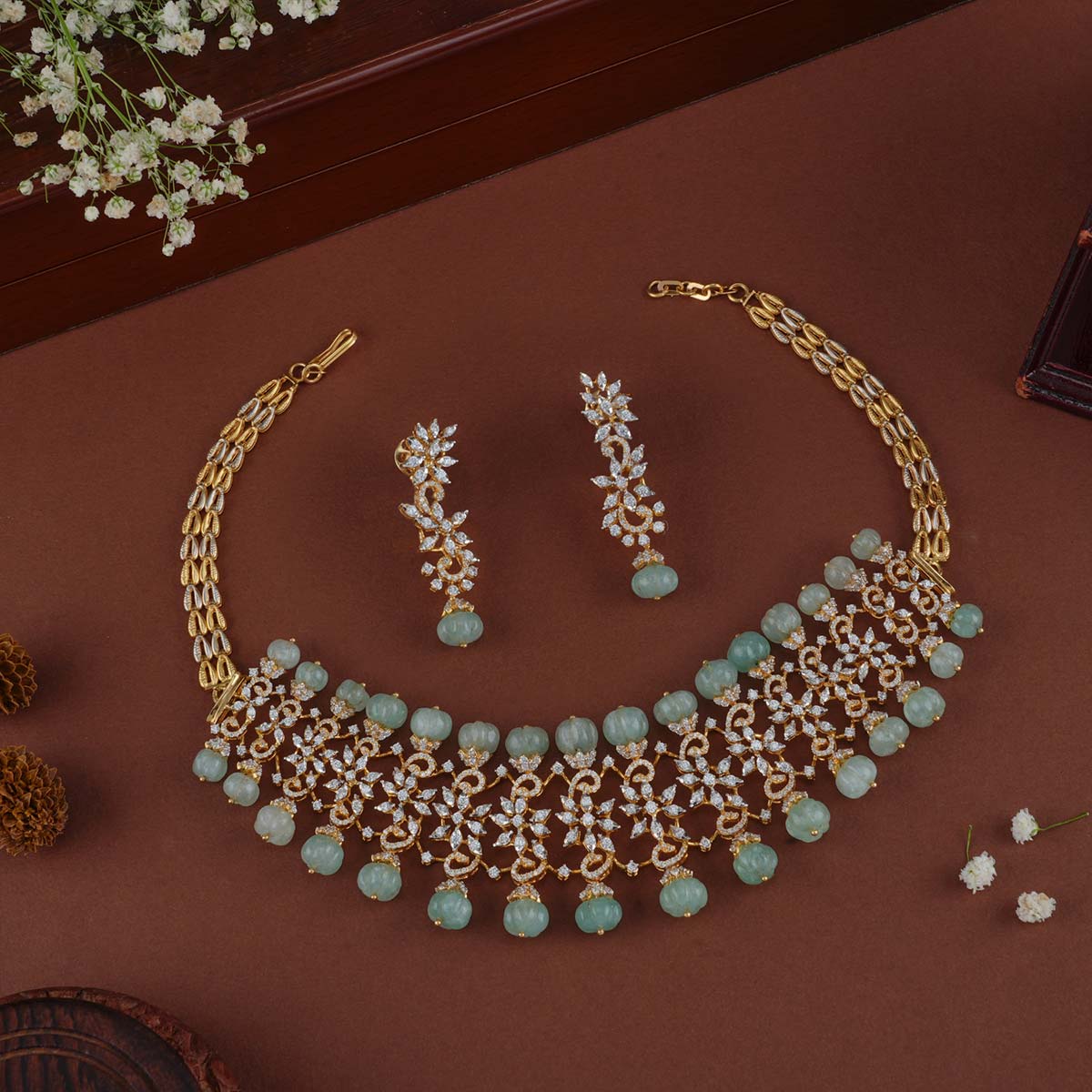 Ananya Choker Set