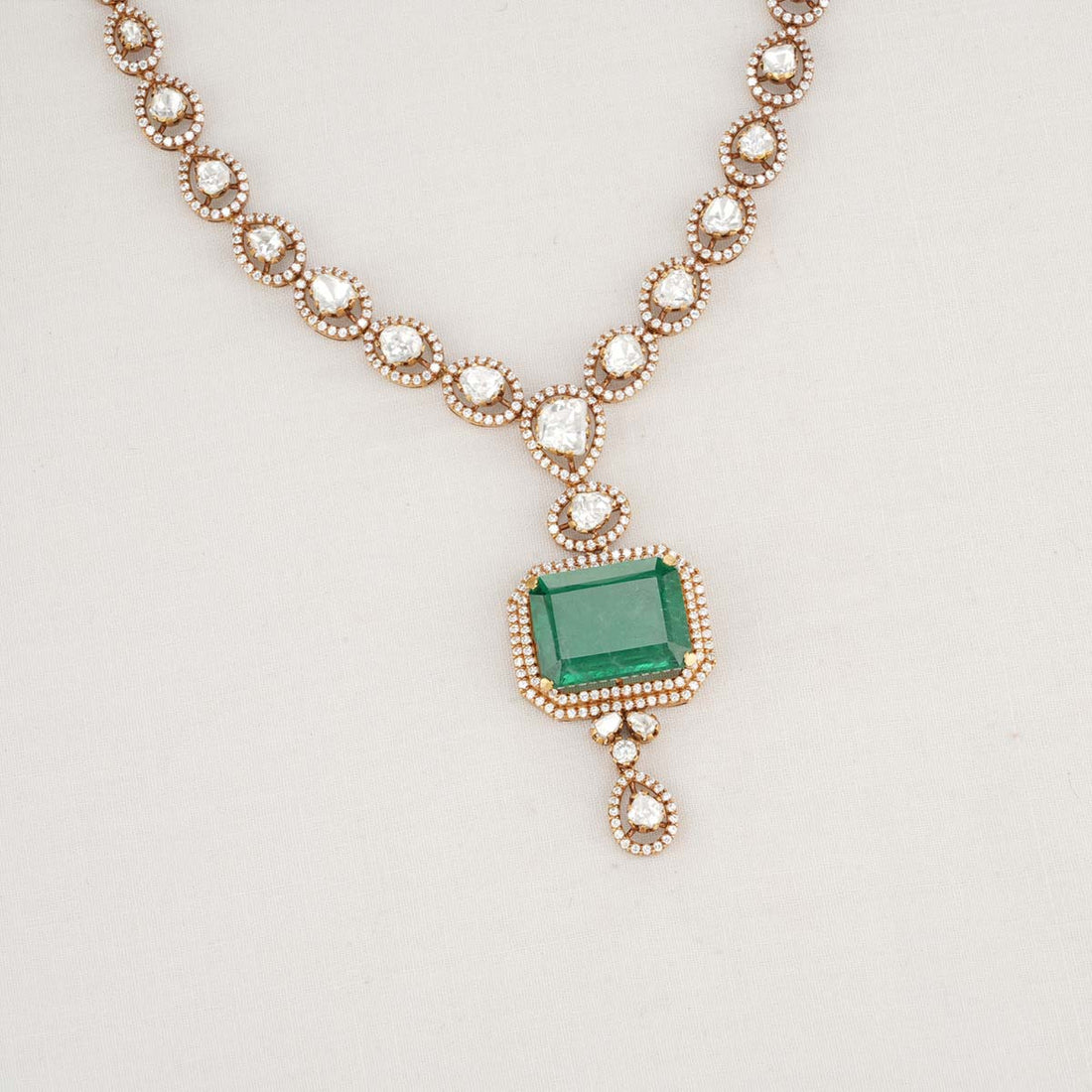 Aazia Victorian Short Necklace