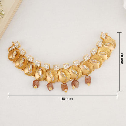 Nishika Short Necklace Set
