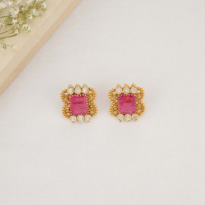 Beautiful Short Necklace Set