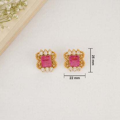 Beautiful Short Necklace Set