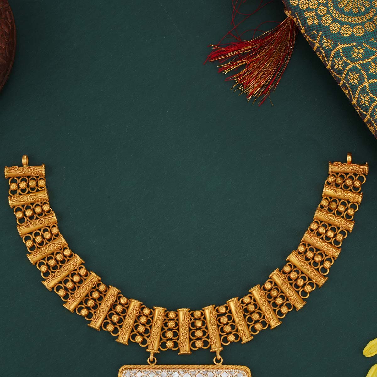 Delicacy Short Necklace Set