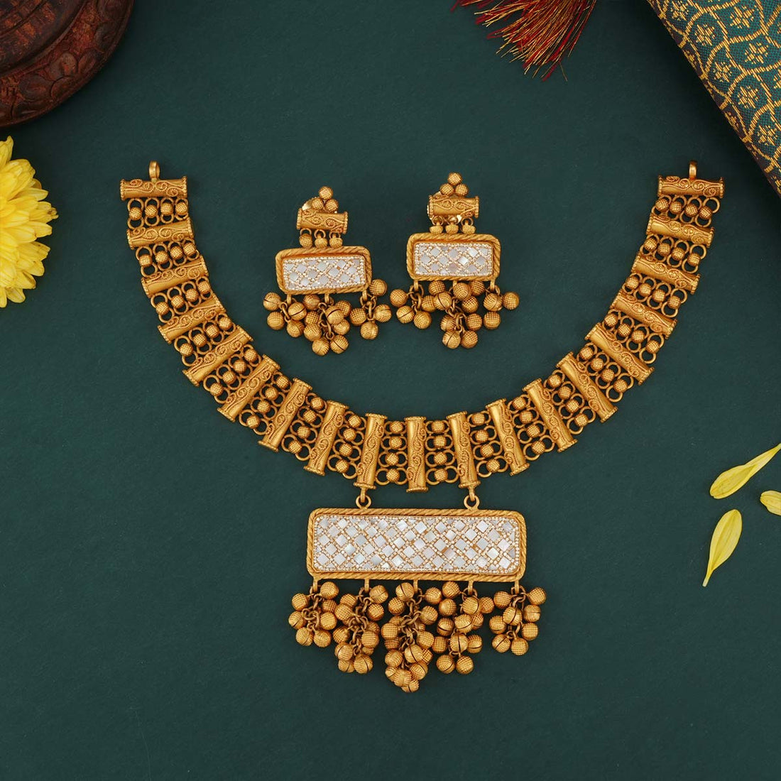 Delicacy Short Necklace Set