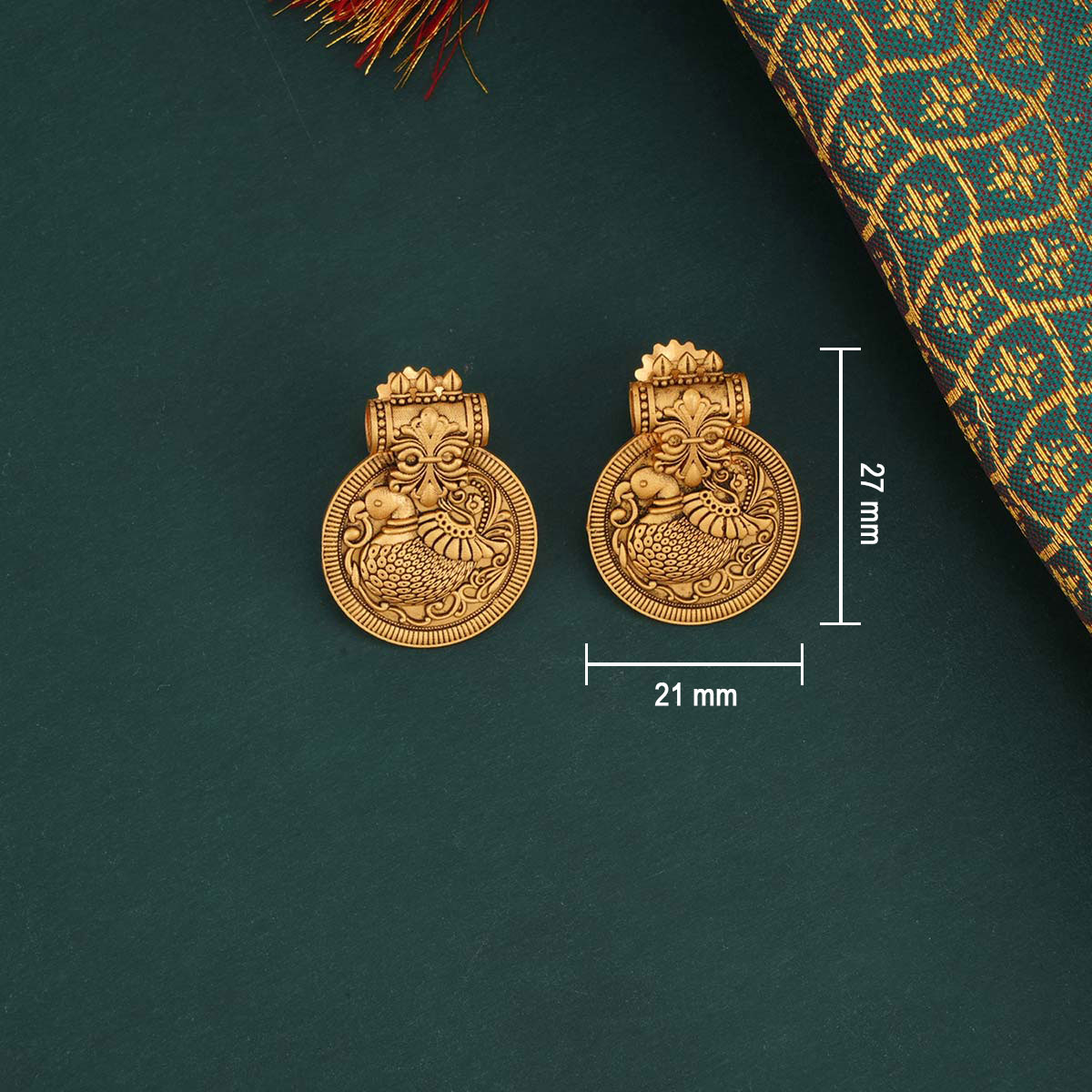 Kavinka Antique Necklace Set