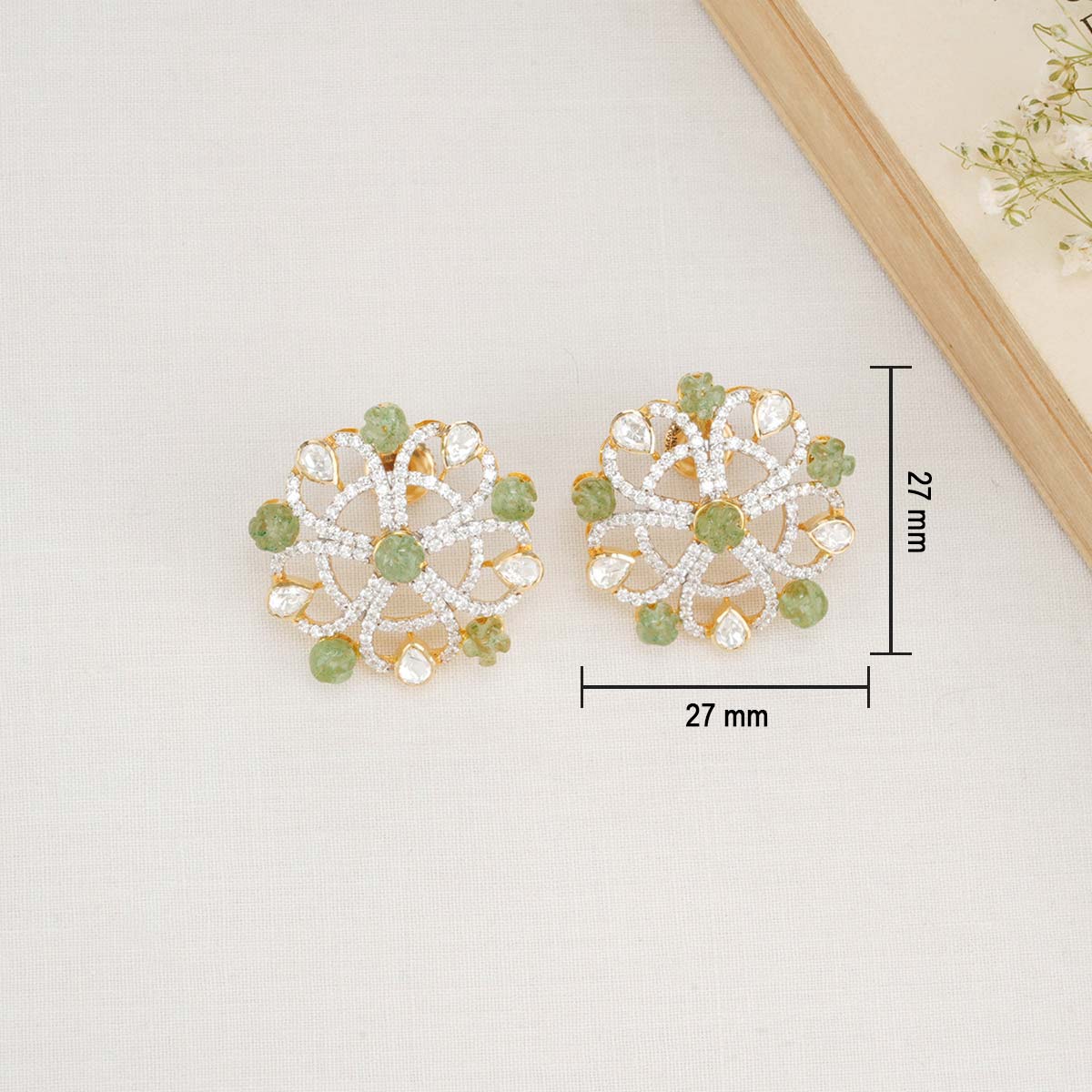 Charika Facinate Necklace Set