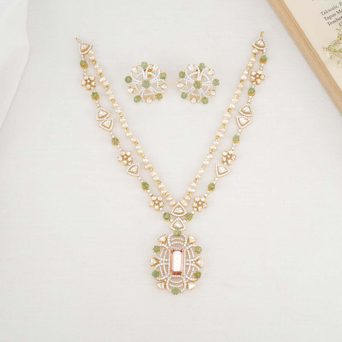 Charika Facinate Necklace Set