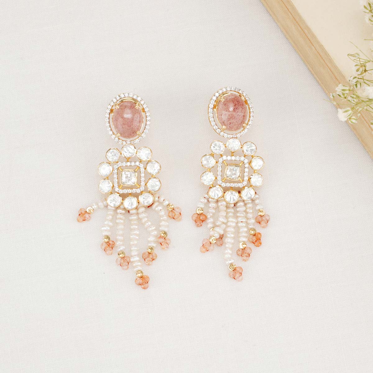 Varunisha Short Necklace Set