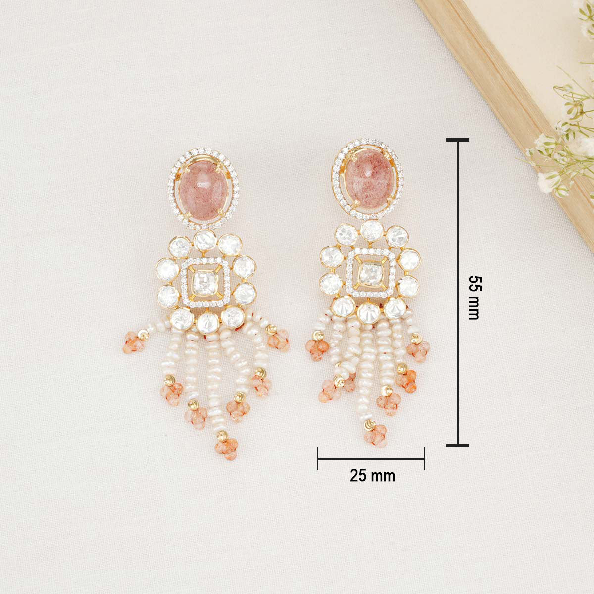 Varunisha Short Necklace Set