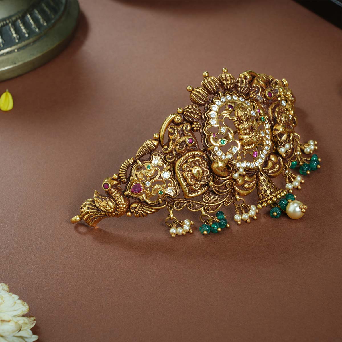 Vanisha Antique Choker