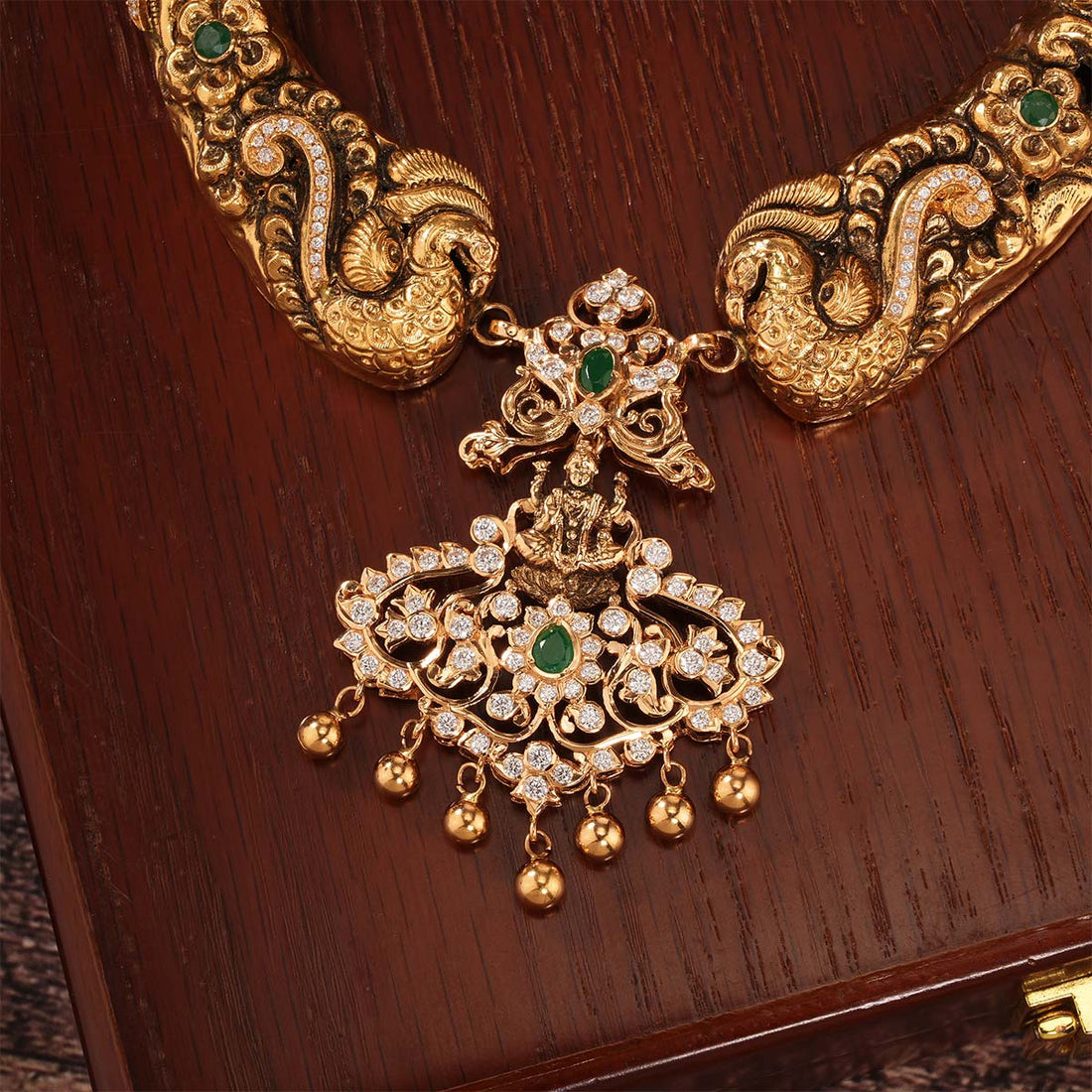 Maneeshwari Short Necklace
