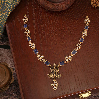 Leona Short Necklace