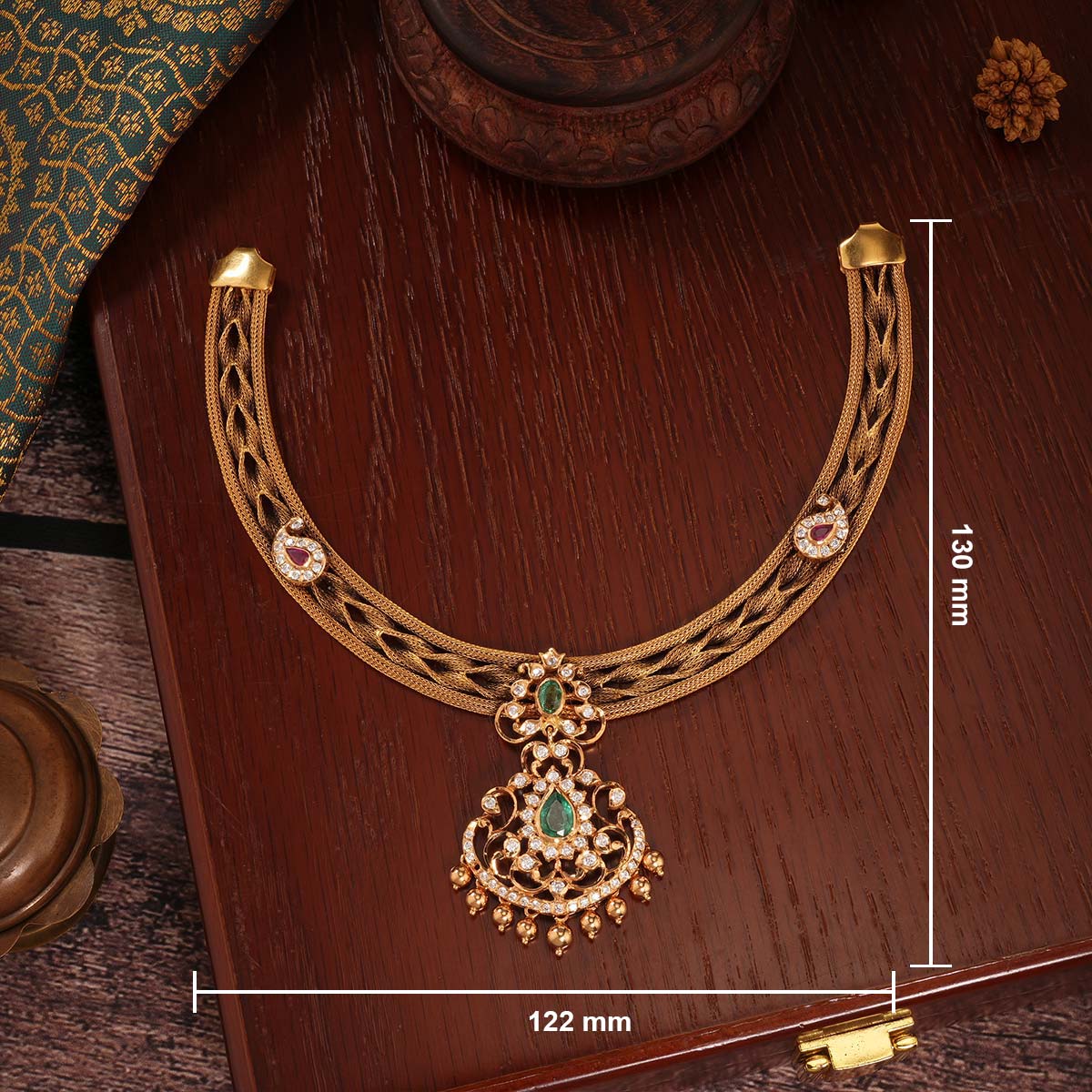 Hanrietta Short Necklace