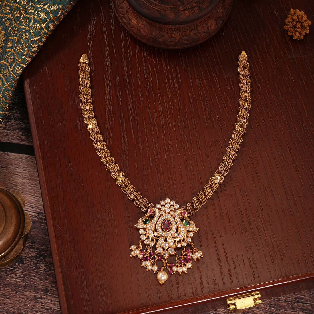 Mirabel Short Necklace