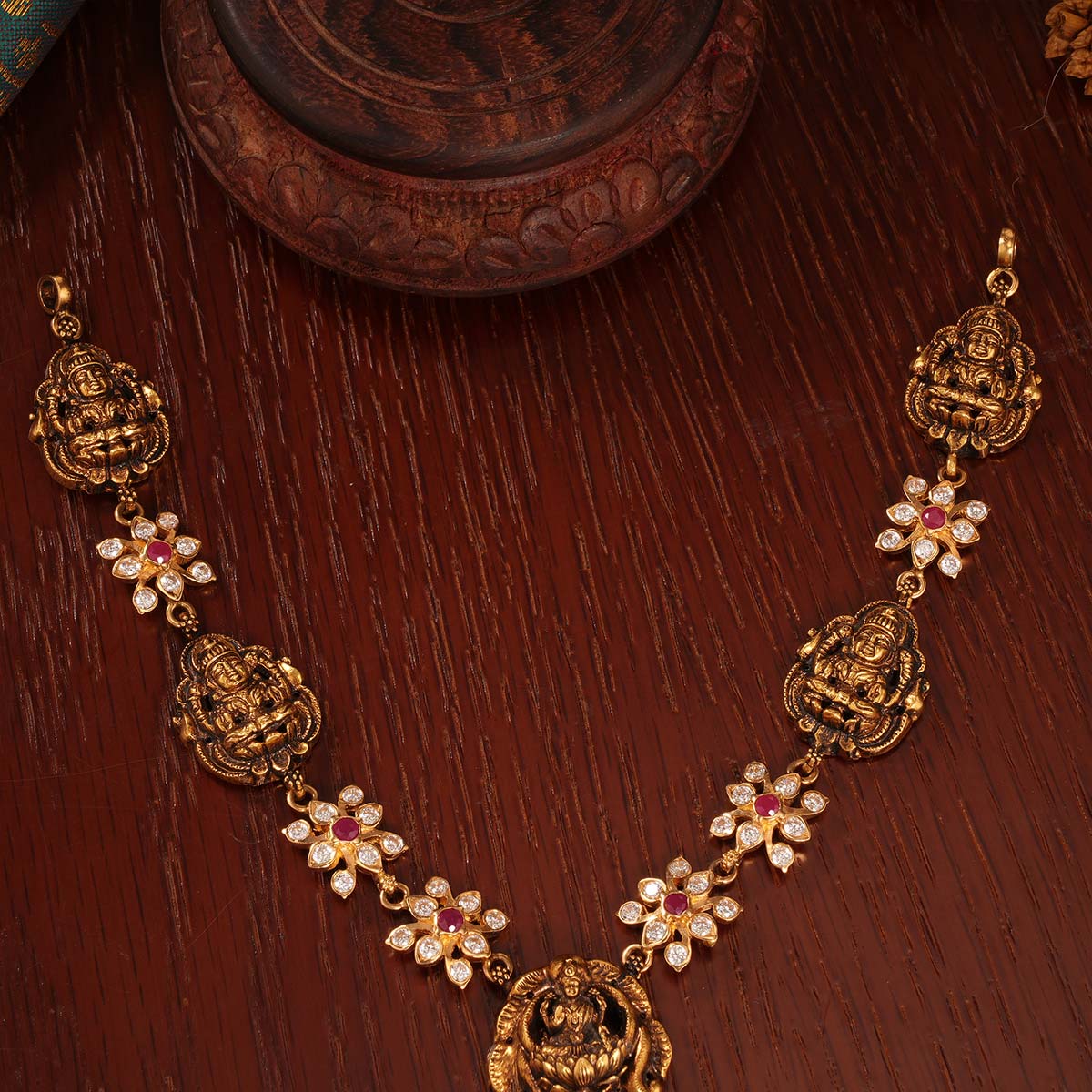 Priscilla Short Necklace