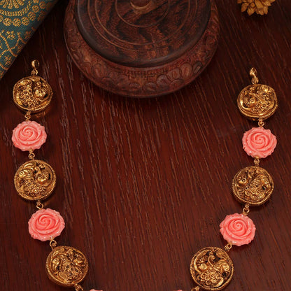 Rishina Short Necklace