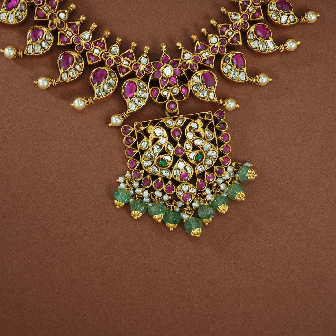 Abhita Short Necklacee