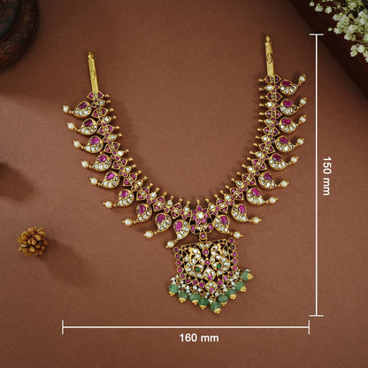 Abhita Short Necklacee