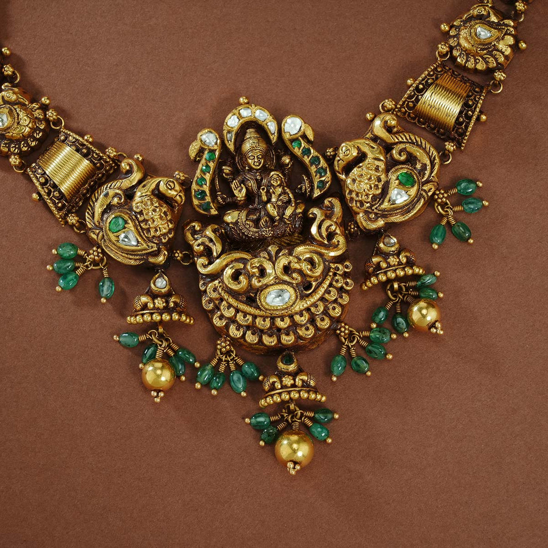 Mahisha Short Necklace