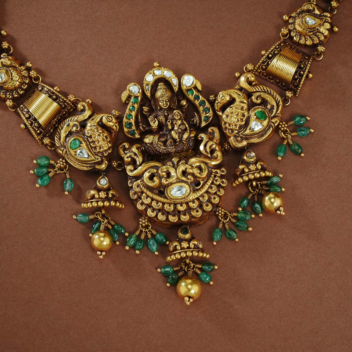 Mahisha Short Necklace