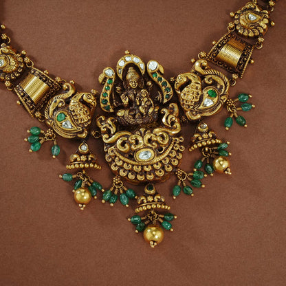 Mahisha Short Necklace