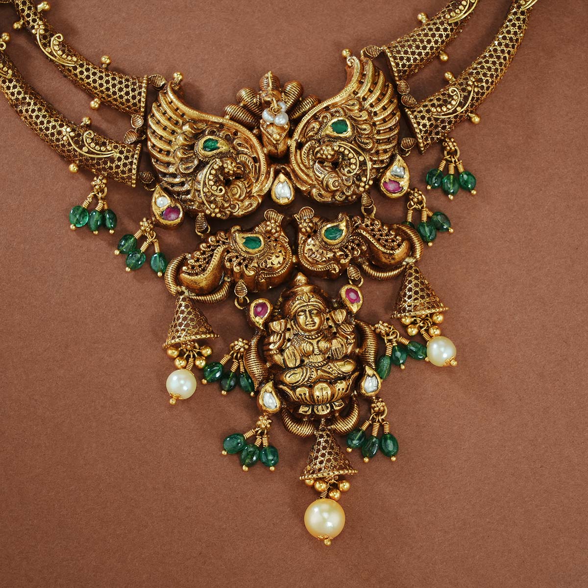 Rashikha Short Necklace