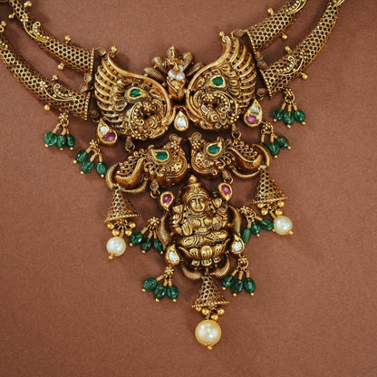Rashikha Short Necklace