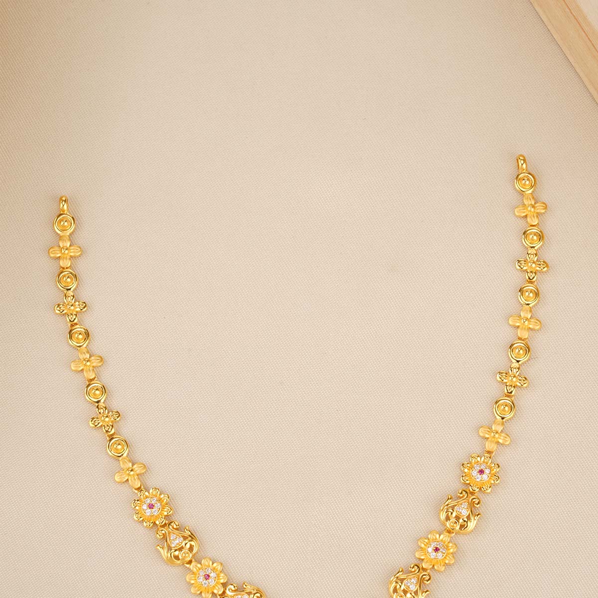 Lakshmi Short Necklace Set