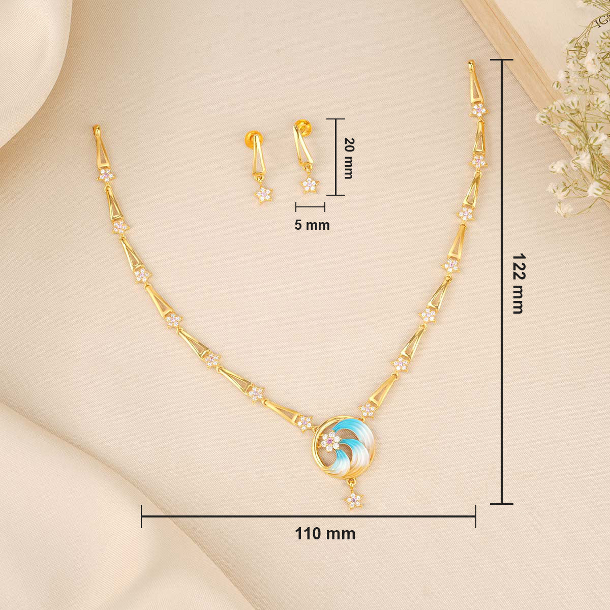 Avinsha Short Necklace Set