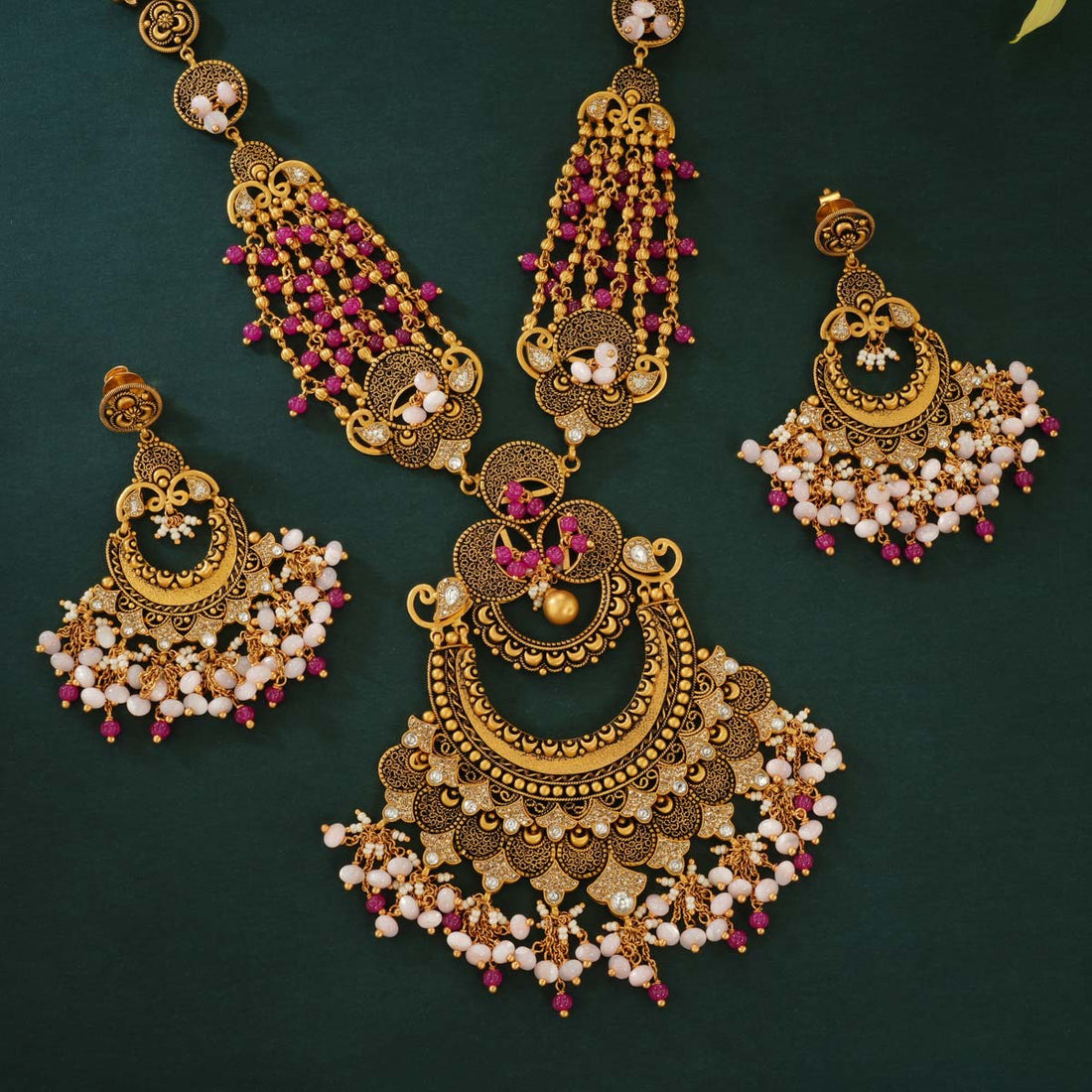 Sananda Antique Necklace set