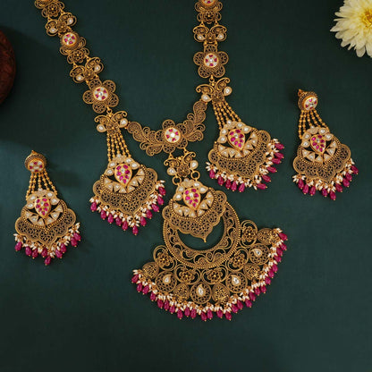 Kaushiki Antique Necklace set