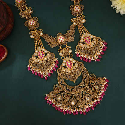 Kaushiki Antique Necklace set