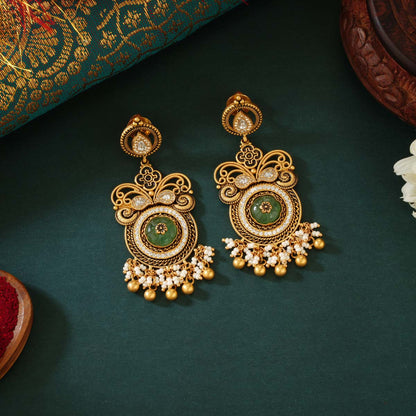 Amithva Short Necklace Set