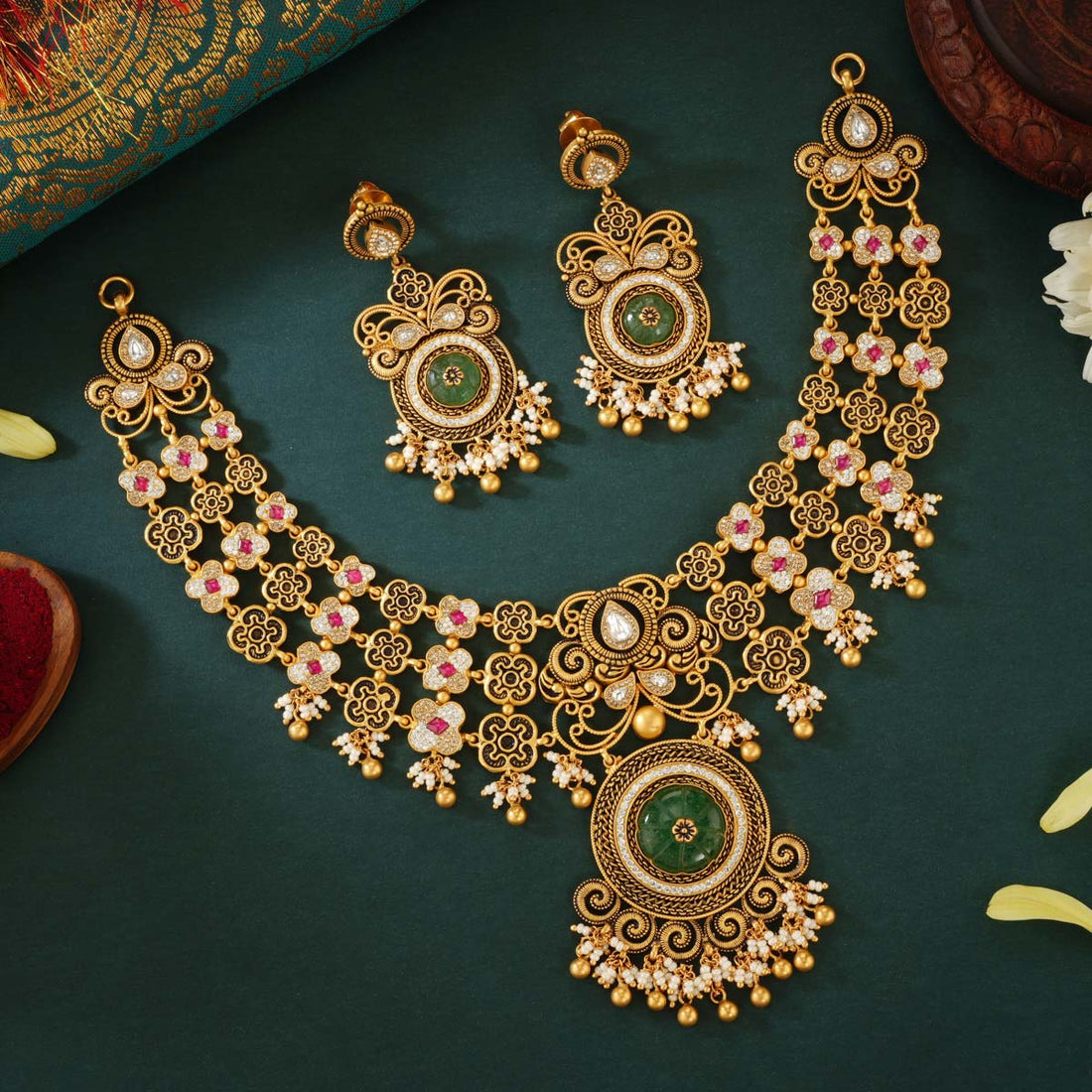 Amithva Short Necklace Set
