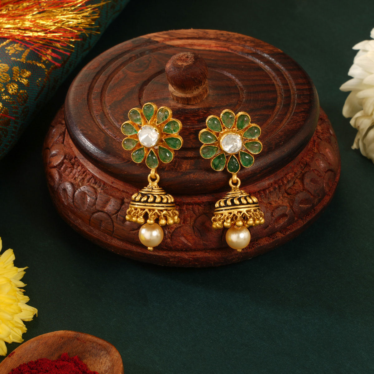 Bhavinya Short Necklace Set