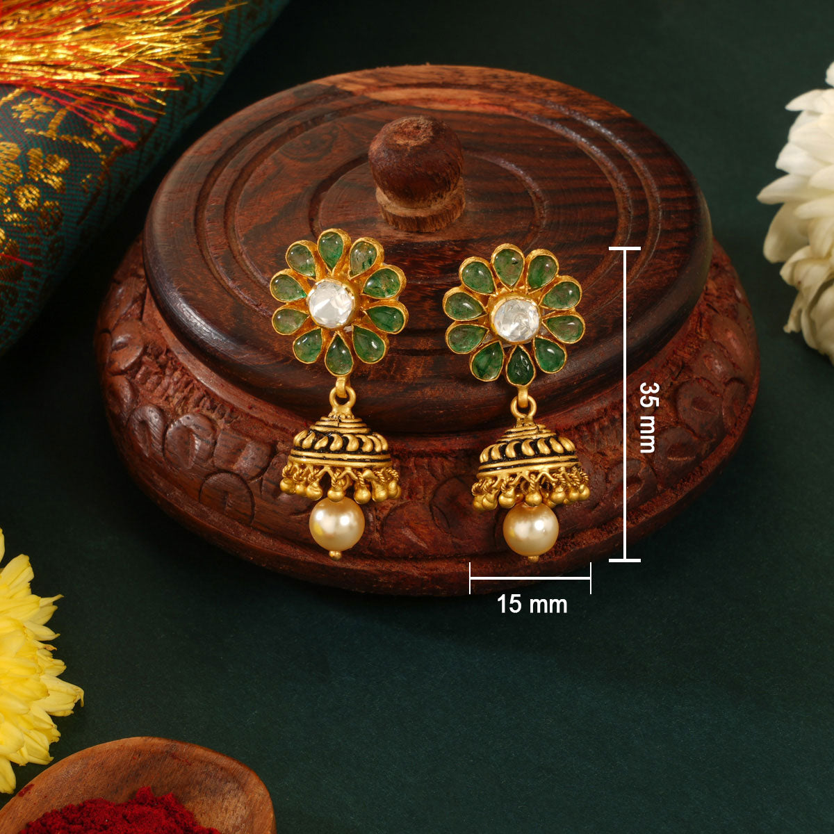 Bhavinya Short Necklace Set