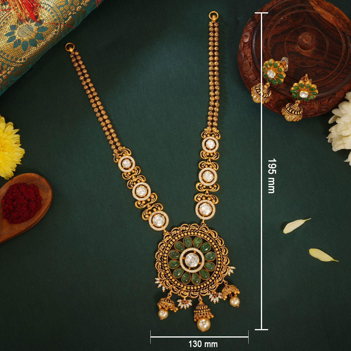 Bhavinya Short Necklace Set