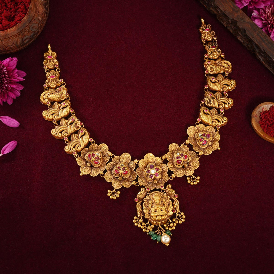 Lobelia Short Necklace