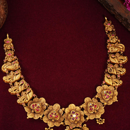 Lobelia Short Necklace