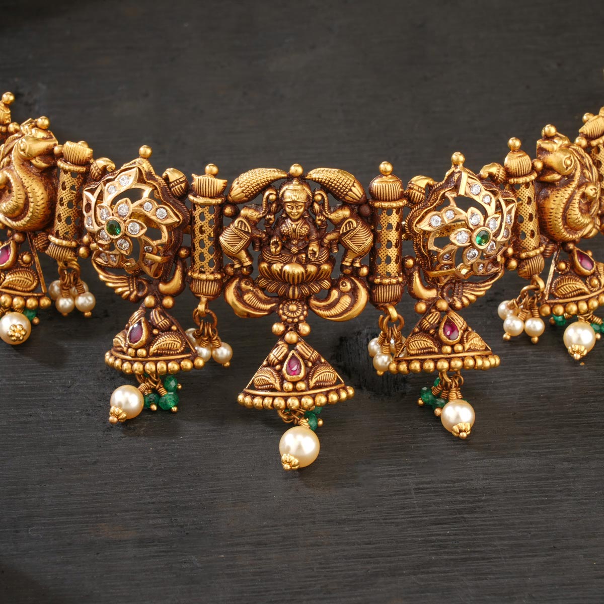 Nikisha Antique Choker