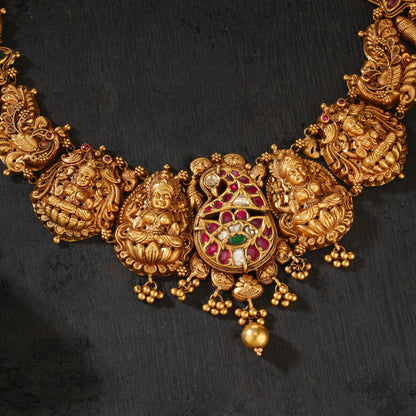 Bhavinya Short Necklace