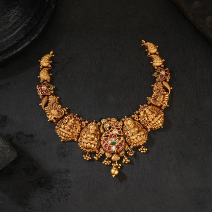 Bhavinya Short Necklace