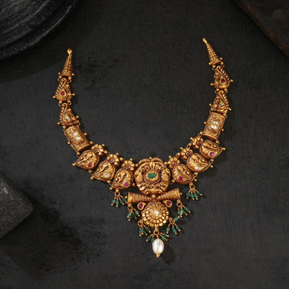 Dhivanika Short Necklace